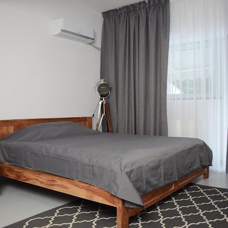 Omega House Hotel Бухарест Екстер'єр фото